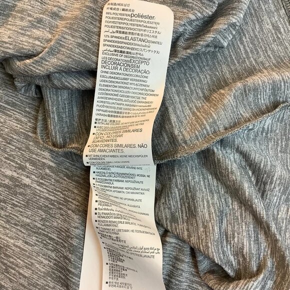 Under Armour Heatgear Long Sleeve Pullover Running Shirt 1/2 Zip Size Small - Picture 4 of 10